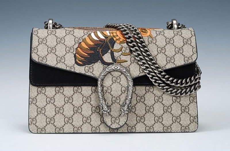 Сумку Gucci в компьютерной игре продали дороже, чем стоит реальный аналог