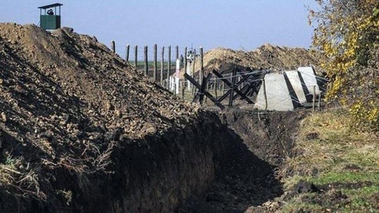 КОРОТКО О ГЛАВНОМ-2: нелегальные хостелы в Риге, доведение до самоубийства в Тукумсе, Украина «защитилась» от России рвом