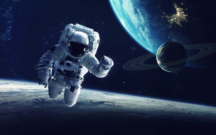 Прогноз специалистов на 2030 год: отели на луне и выращивание новых человеческих органов