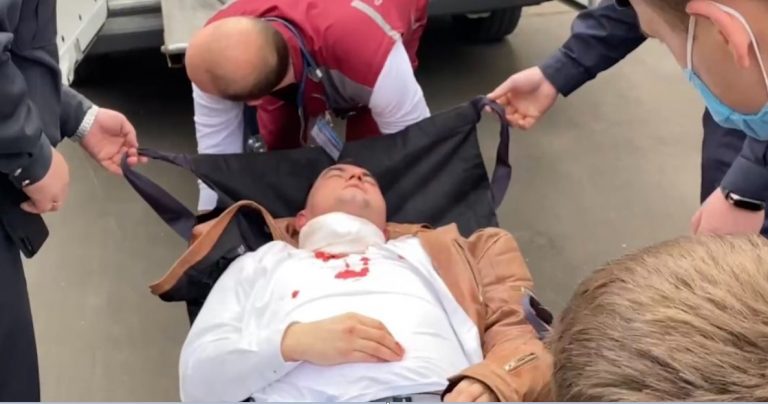 ВИДЕО: белорусский оппозиционер пытался покончить с собой в зале суда
