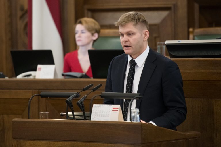 Министр благосостояния стер твит о том, что бюджет достанется «правильным» самоуправлениям