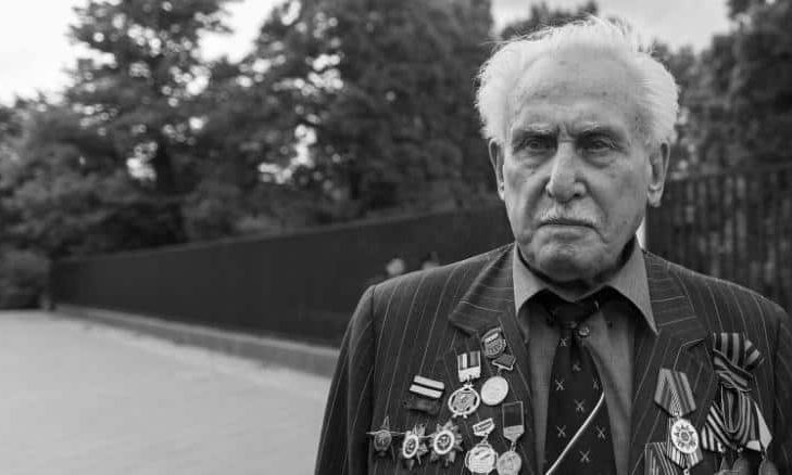 Умер Давид Душман, последний освободитель Освенцима