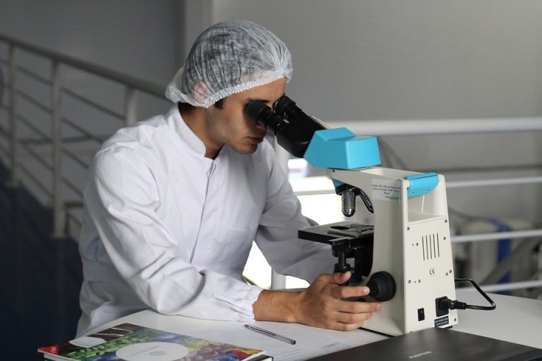 Исследование: COVID ухудшает мышление, эффект сохраняется и после выздоровления