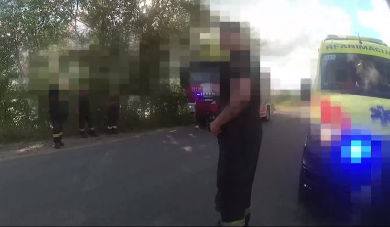 «Увидел что-то черное над водой»: рыбак спас девушку, спрыгнувшую с Островного моста (ВИДЕО)