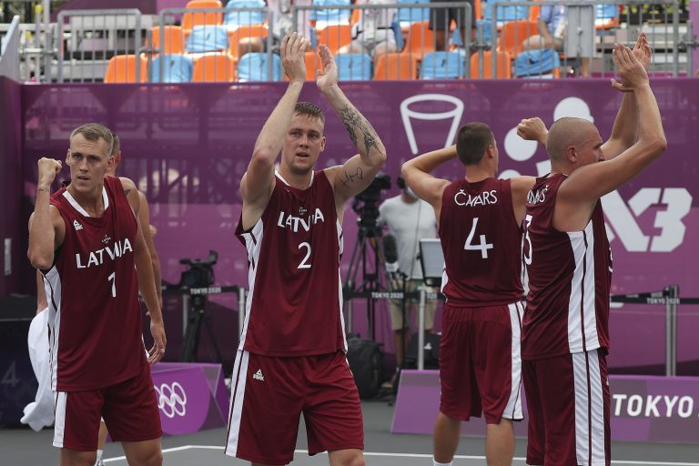 Сборная Латвии по баскетболу 3×3 прошла в стадию плей-офф на Олимпиаде