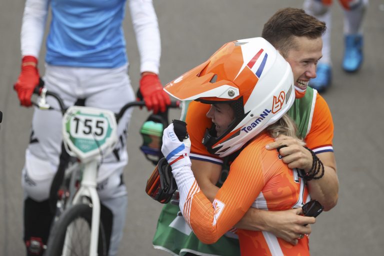 Латвийский тренер помог нидерландке завоевать олимпийскую бронзу в BMX