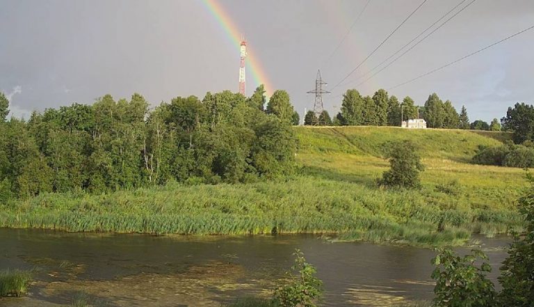 Погода на субботу: облачно, местами пройдут дожди с грозами