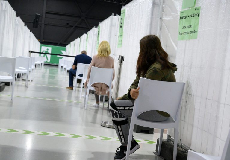 В Германии перестанут бесплатно тестировать на COVID-19