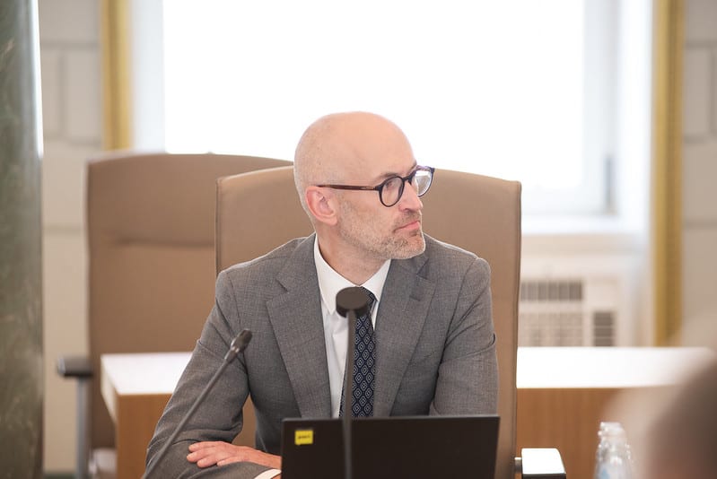 «Это непростительно!»: глава Минздрава осудил медиков за фиктивную вакцинацию