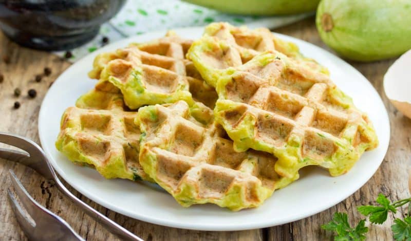 Оладьи из кабачков: 6 вкусных рецептов и вафли в подарок