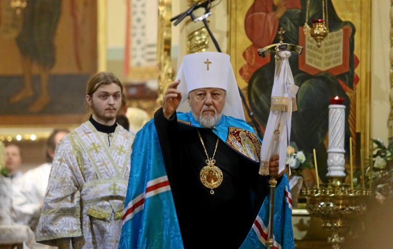 Глава ЛПЦ: Церковь по определению не может призывать отказываться от вакцинации