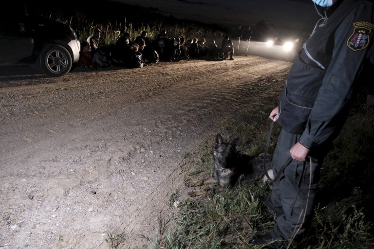 ЕС собирается оказать Латвии, Литве и Польше дополнительную поддержку в связи с миграционным кризисом