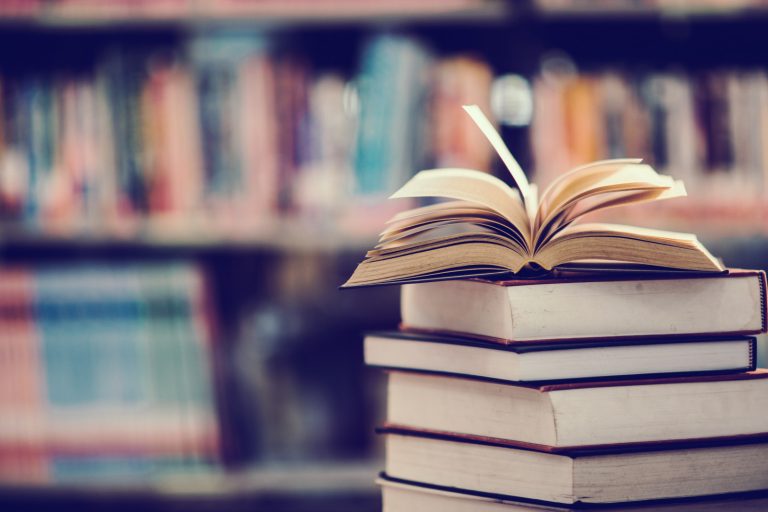 Многие выпускники узнали, что не попали в колледж из-за неправильно распределенных мест