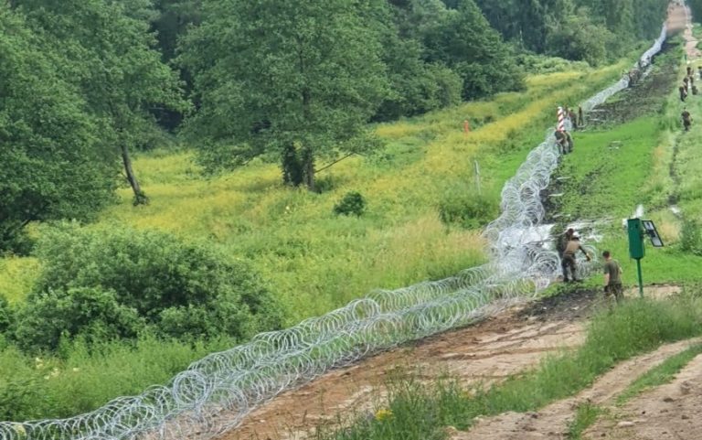 Польша построит забор на границе с Беларусью высотой в 2,5 метра
