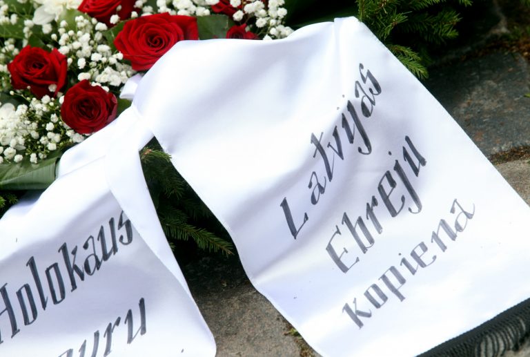 Комиссия Сейма поддержала выплату еврейской общине 40 млн евро