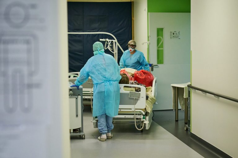 Латвийская ассоциация врачей выступила против лотереи для вакцинированных