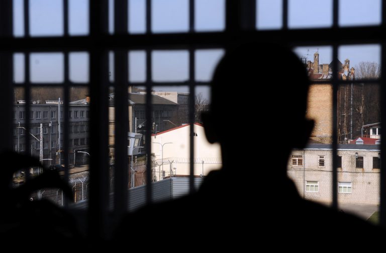 Изнасиловавшие и убившие девушку в Болдерае приговорены к 18 и 15 годам тюрьмы