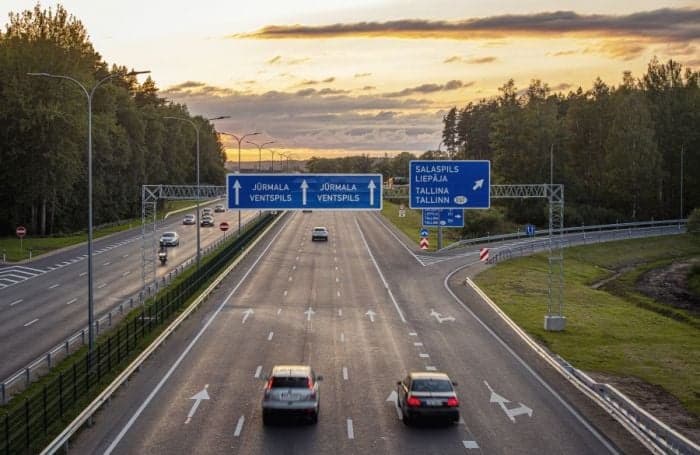 Авария в Бабитской волости унесла жизни двух человек