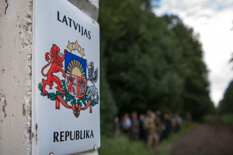 На границе отражено проникновение в Латвию еще 39 мигрантов