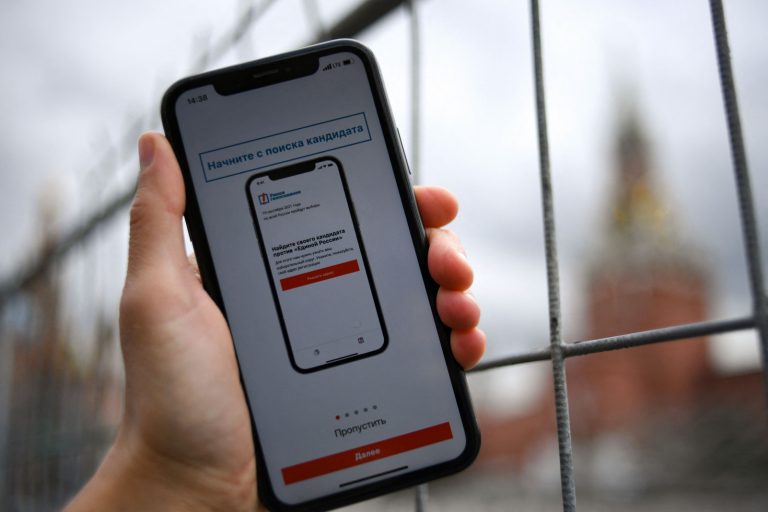 Google и Apple удалили приложение «Навальный» из-за обвинений во вмешательстве в выборы