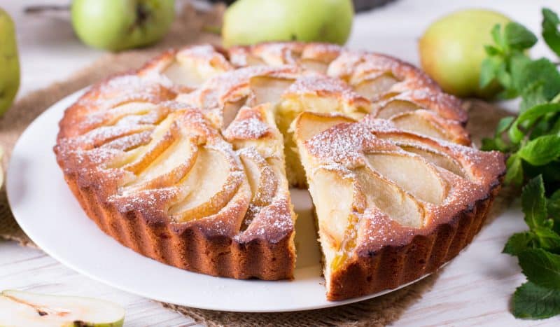 Вкусных выходных!: 13 отличных рецептов пирогов с грушами на ваш выбор и крамбл