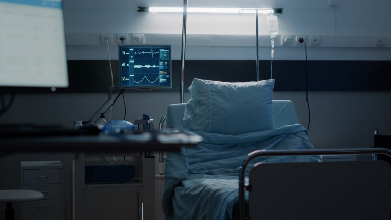 В Латвии в больницах находятся 164 пациента с COVID