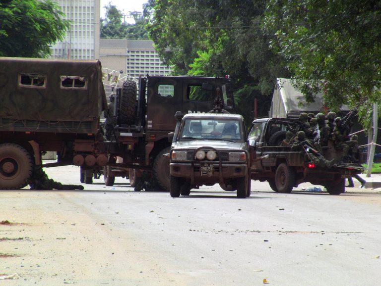 В Гвинее произошел военный переворот