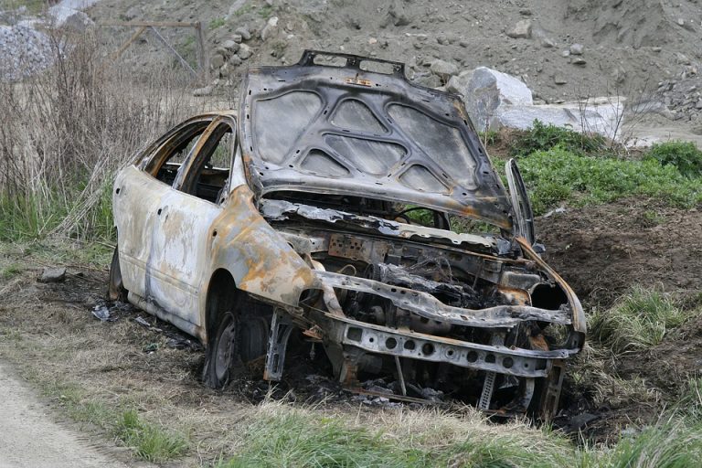 В воскресенье в Латвии в ДТП пострадали 15 человек, один человек скончался