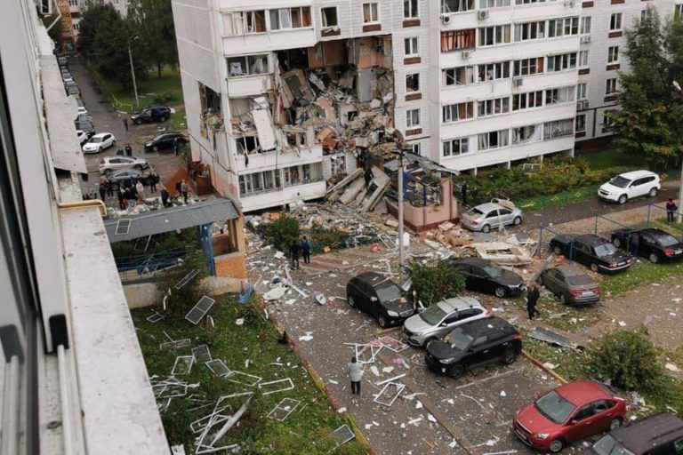 В жилом доме в Ногинске произошел взрыв газа (ФОТО и ВИДЕО)