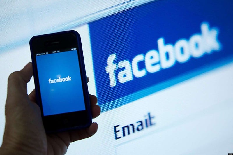Пост российского писателя заблокировали в Facebook за слово «хохлома»