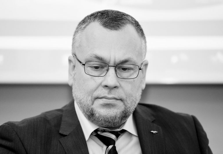 Cкончался бывший глава ЦИК Арнис Цимдарс