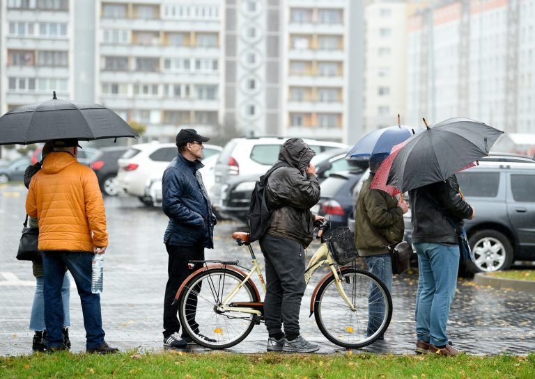Служба здравоохранения: интерес к вакцинации сохраняется