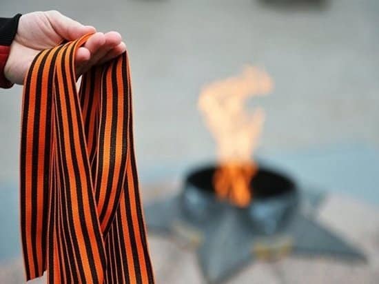 На публичных мероприятиях будет запрещено ношение георгиевской ленты