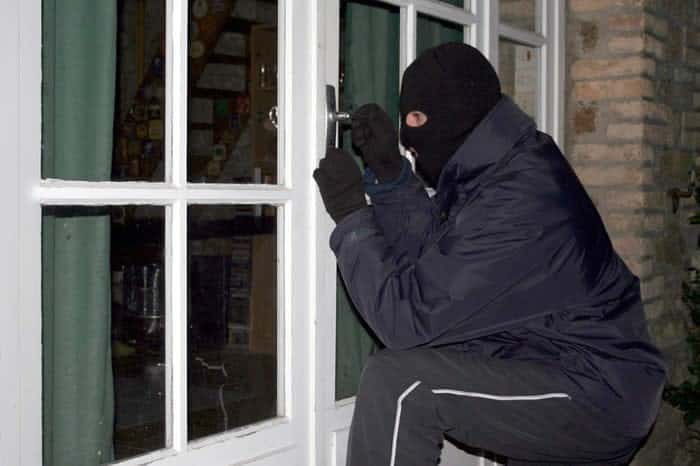 Полиция предупреждает! В темные месяцы года повышается риск краж из частных домов