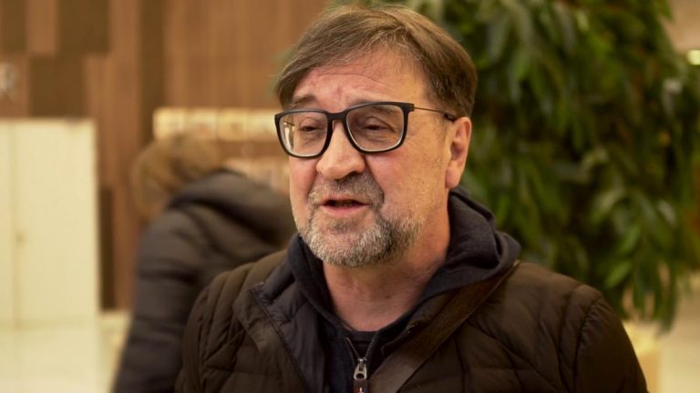 Юрий Шевчук просит о финансовой поддержке фанатов группы ДДТ