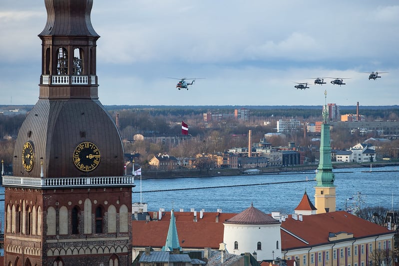 В предпраздничные дни будет солнечно и прохладно, а 18 ноября — ветрено и дождливо