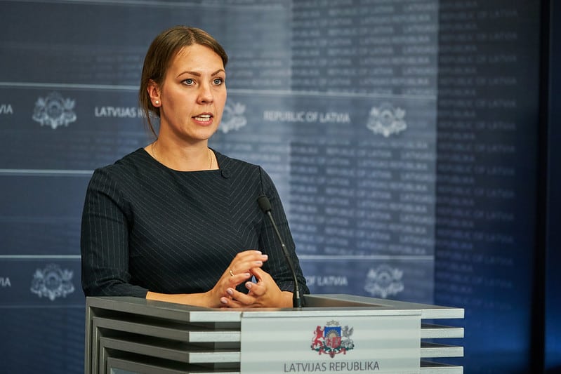 Муйжниеце выступила против самовольного решения Риги о продлении «удаленки»
