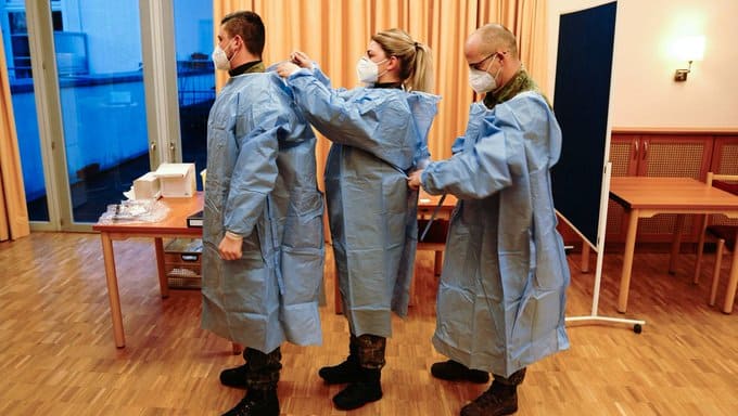 12 тысяч солдат в Германии придут на помощь медикам в борьбе с COVID-19