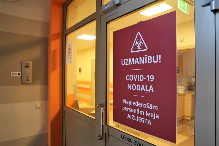 Ситуация улучшается. Отменена доставка COVID-пациентов в 1-ю и 2-ю больницы Риги