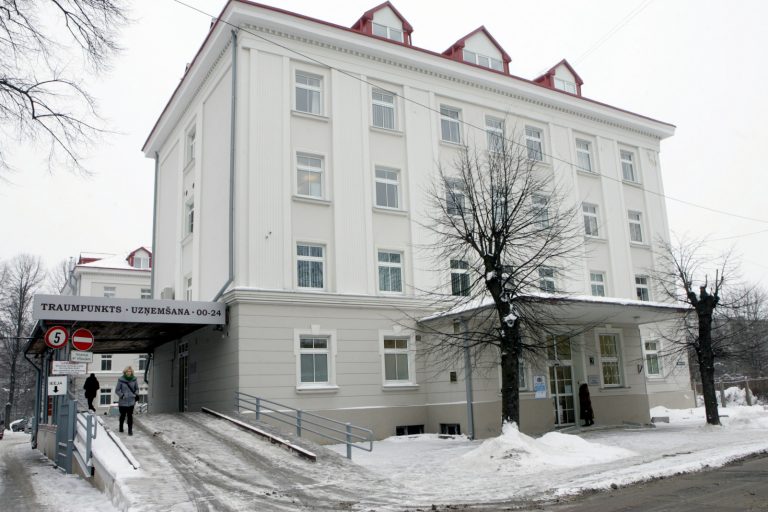 Рижская 2-я больница возобновляет прием пациентов травматологического профиля