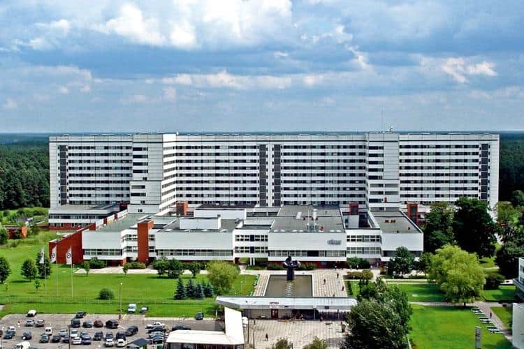 На прошлой неделе количество новых случаев COVID-19 сократилось на треть