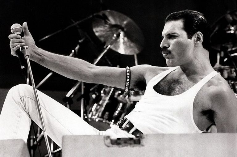 30 лет без Фредди Меркьюри: 15 фактов, которых вы не знали о фронтмене Queen