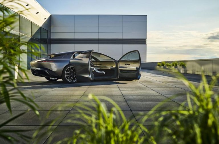 Бизнес- джет для дорог: Audi показала, как будет выглядеть будущее