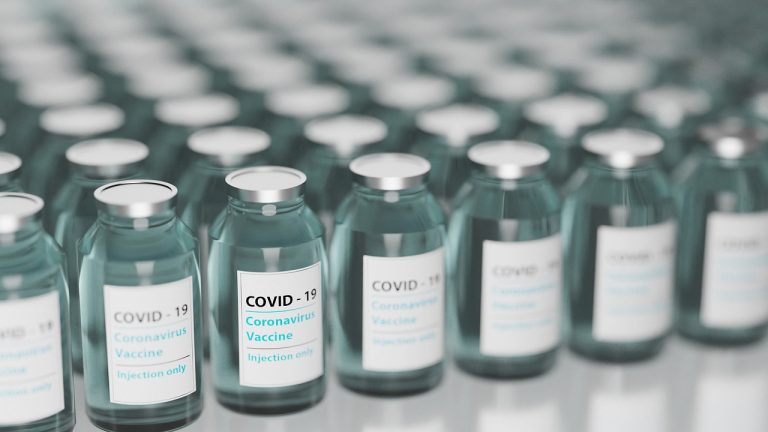 В Латвии использовано более 2 млн. доз вакцины от COVID-19