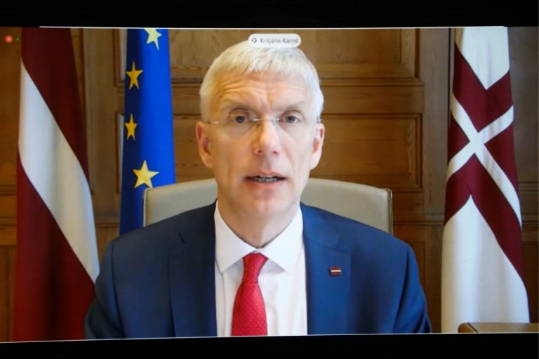 Премьер: если после локдауна ситуация снова ухудшится, правительство будет реагировать