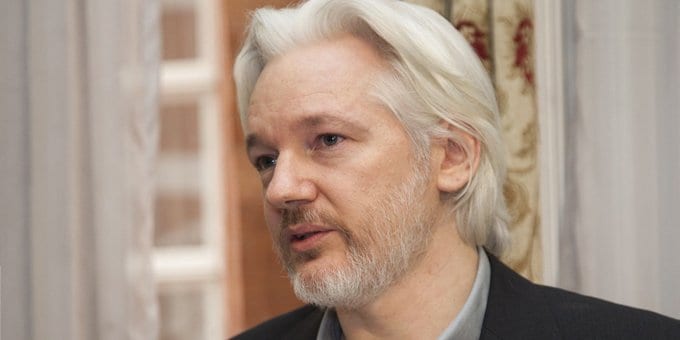Британский суд разрешил экстрадицию Ассанжа в США