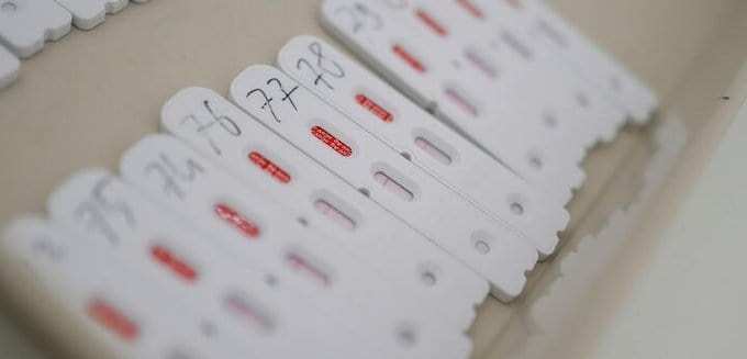 ВОЗ признала «омикрон»-штамм менее опасным, чем «дельта»