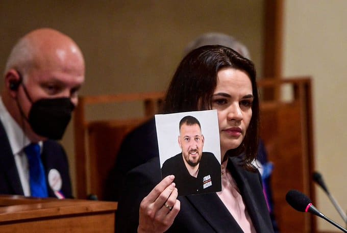 Белорусский оппозиционер Тихановский приговорен к 18 годам колонии