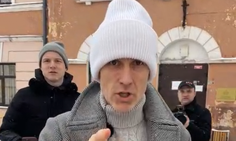 Суд отменил штраф в 500 евро, наложенный на Гобземcа за акцию протеста