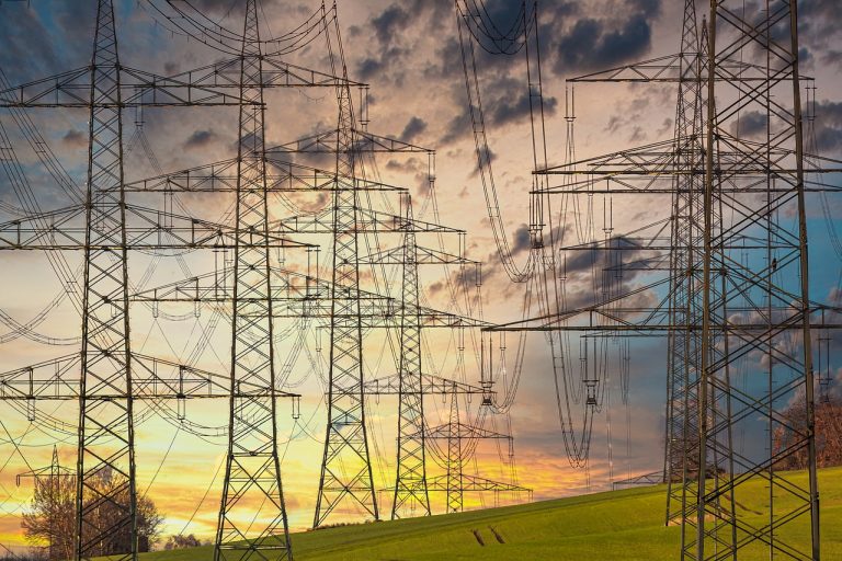 Государство оплатит всем 50% затрат на услуги системы распределения электроэнергии
